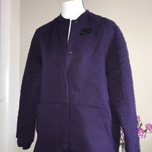 Nike purple women’s size medium jacket sweater
